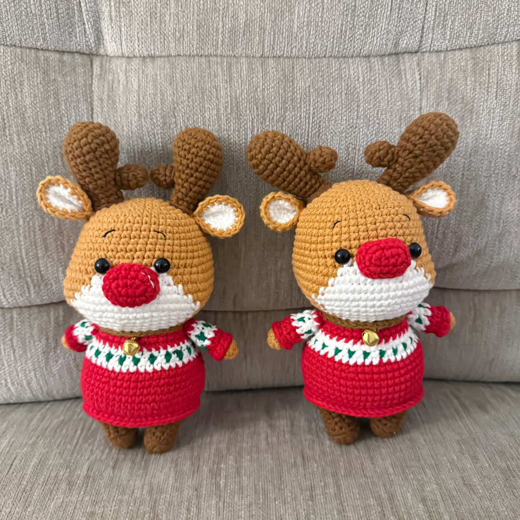 Handmade Crochet Reindeer Keychain - Cute Christmas Bag Charm & Holiday Gift