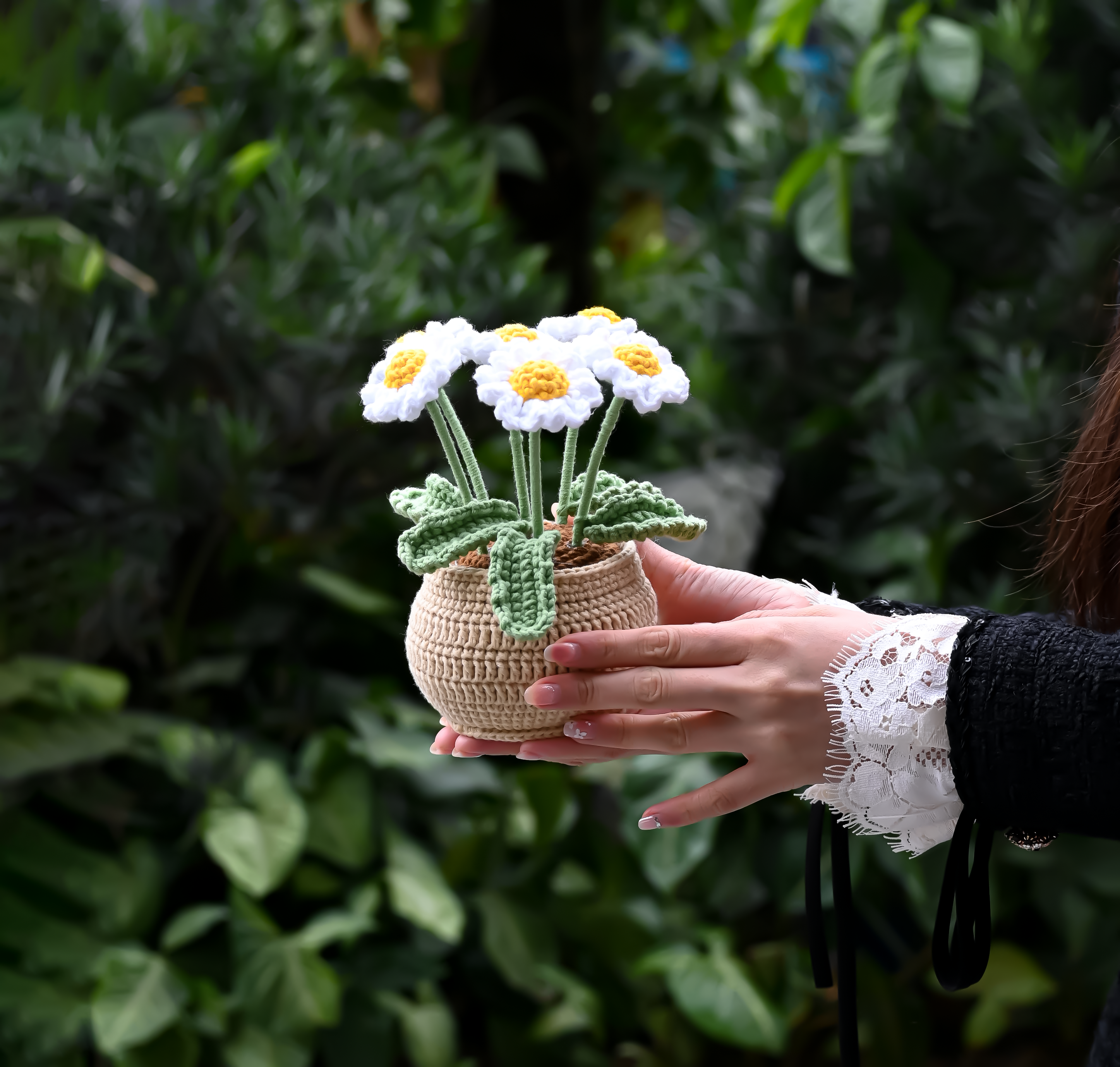 Cute Daisy Plant Pot – Handmade Desk Decor