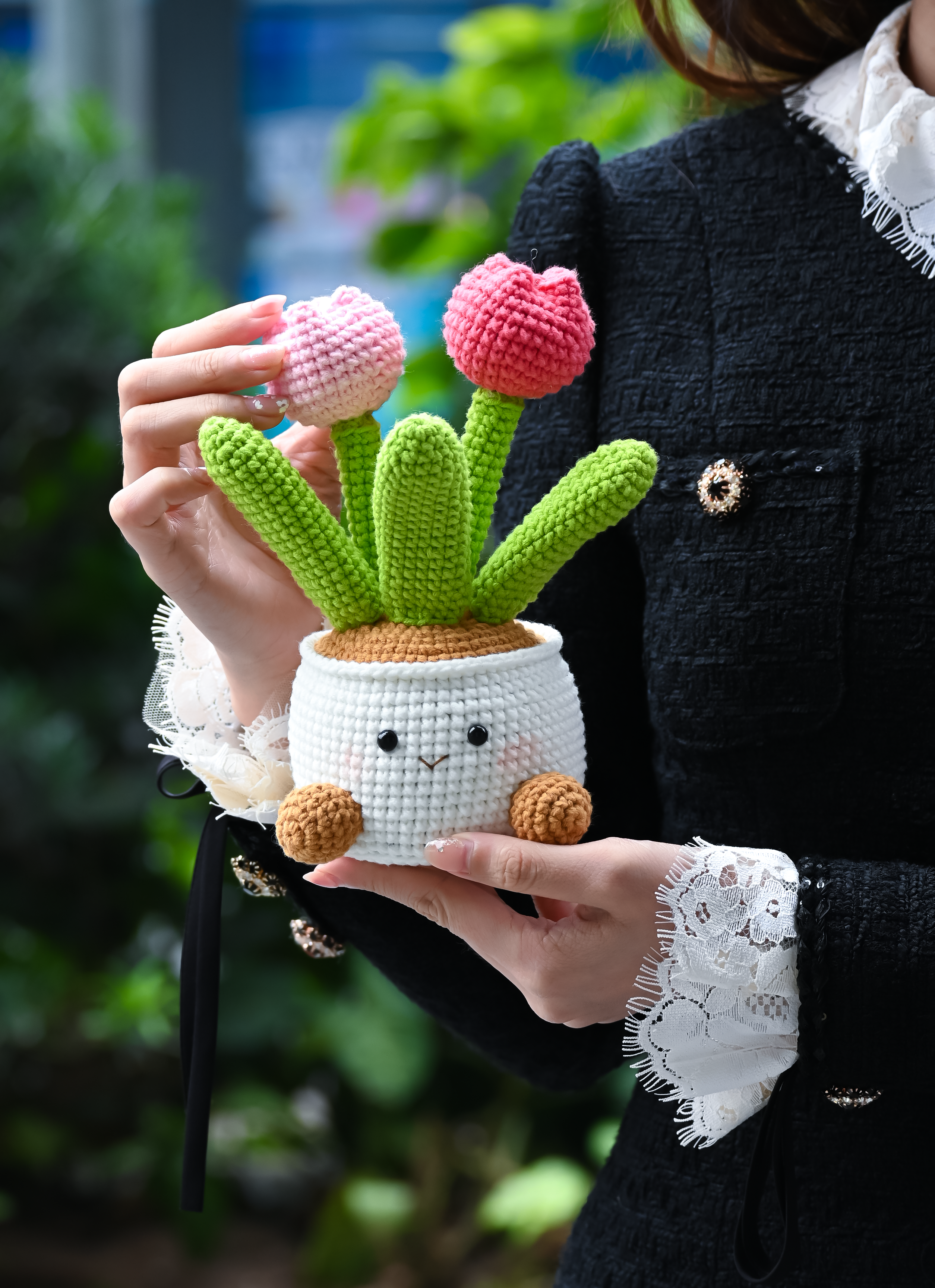 Cute Tulip Plant Pot – Handmade Desk Decor