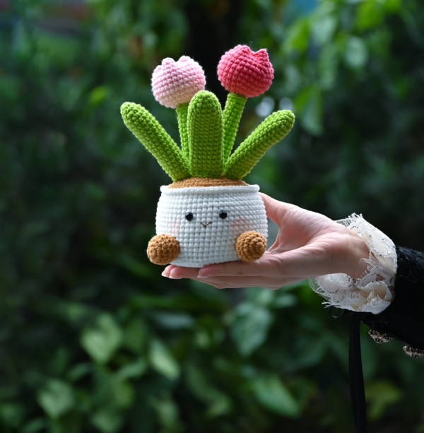 Handmade Knitted Tulip Pot