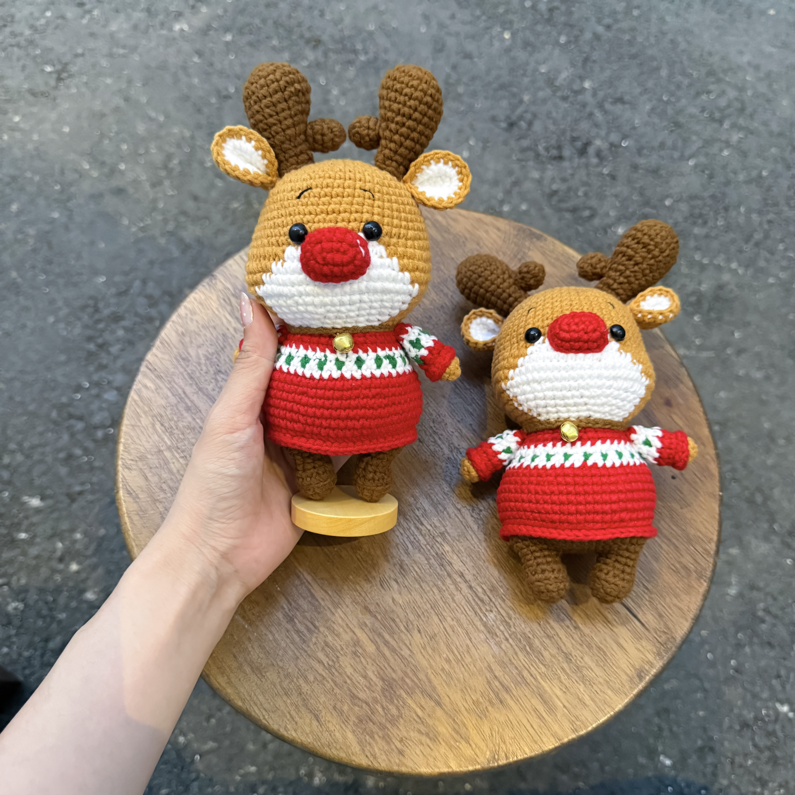 Crochet Reindeer Keychain – Christmas Gift & Decor