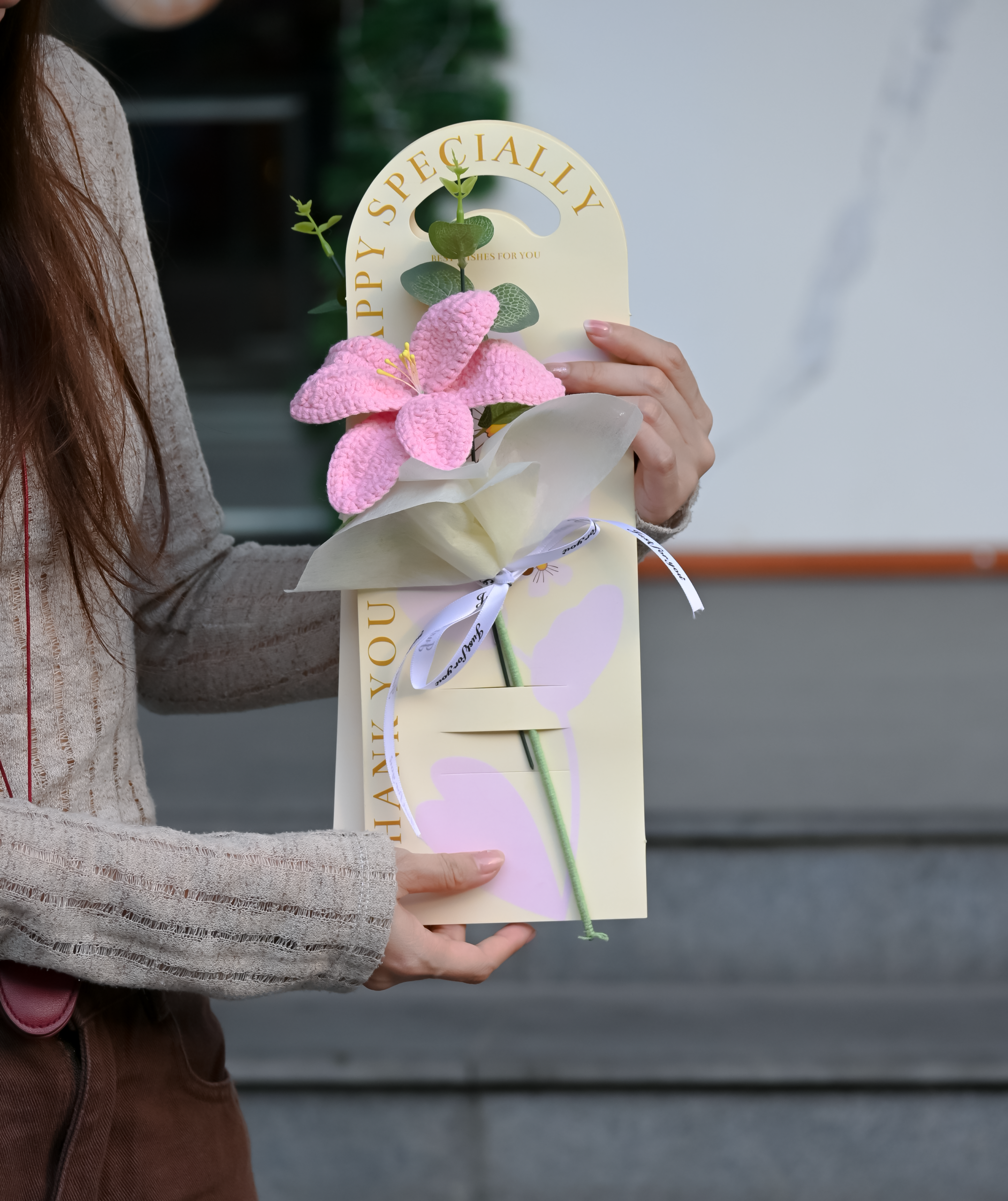 Handmade Crochet Flower Greeting Card – A Heartfelt Handmade Gift